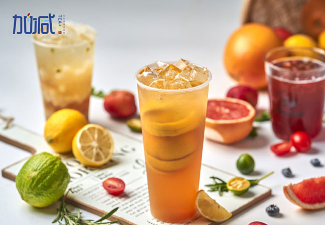 中国·3003新葡的京茶饮加盟：创业新手也能赚到钱吗